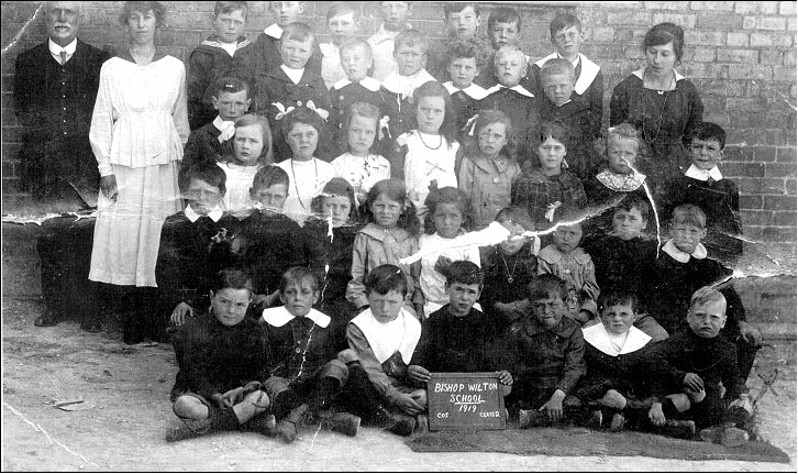 Bishop Wilton School 1919